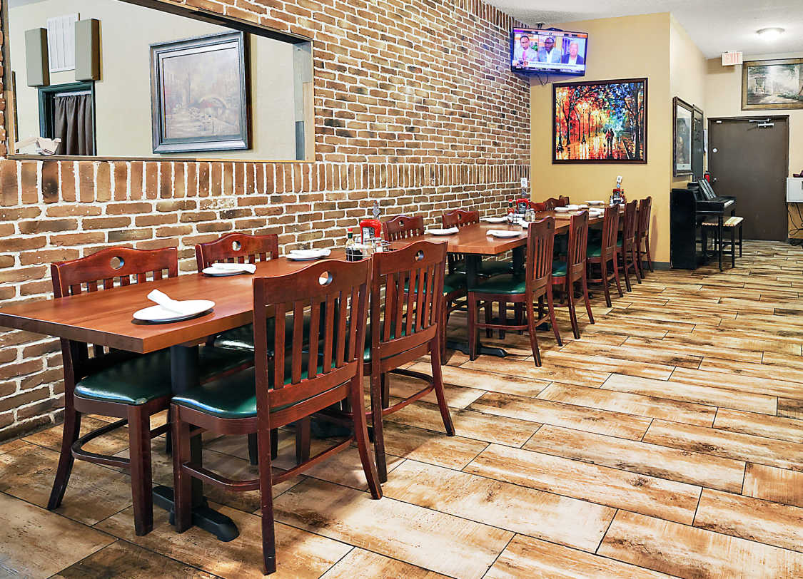 Schoolhouse Wood Chair< 