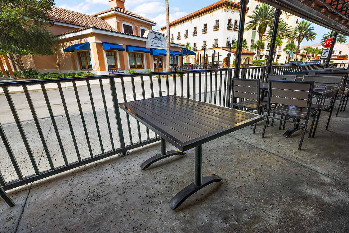 Premium Solid Wood Plank Table Top< 